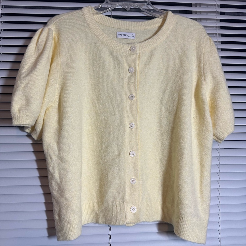 Nine West Cream Short Sleeve Sweater